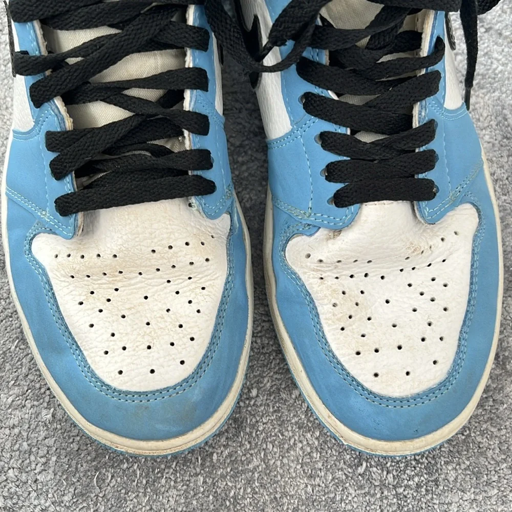 Nike Air Athletic Shoes - Blue‎ and White